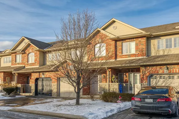 12 Marina Point CRES, Hamilton, ON L8E 0E4