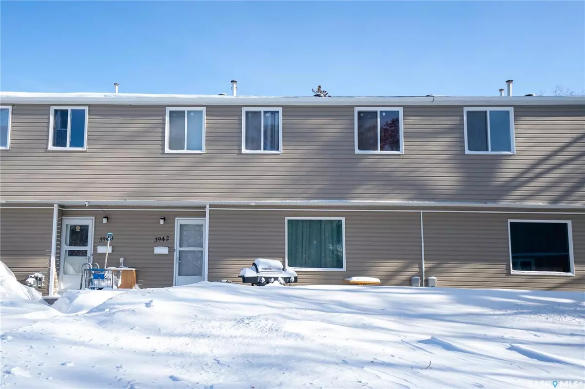 Regina, SK S4S 6A4,3942 Castle ROAD