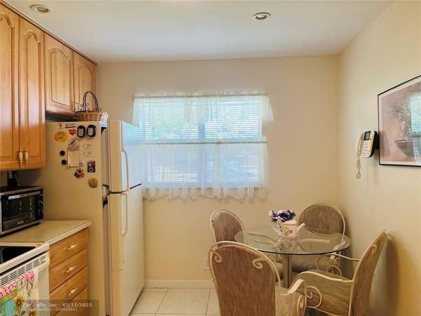 8834 W Mcnab Rd  #107, Tamarac, FL 33321