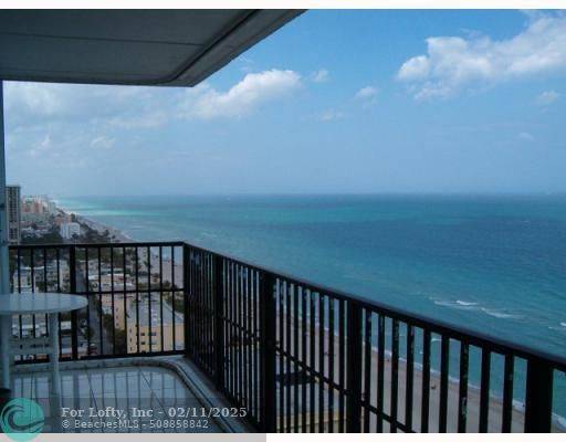 Hollywood, FL 33019,2201 S Ocean Dr  #2203