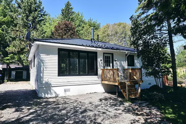 1786 St John's RD, Innisfil, ON L0M 1S0