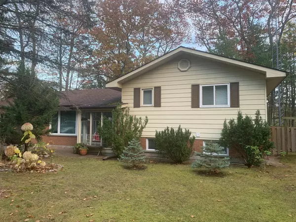 Wasaga Beach, ON L9Z 2V4,163 Woodland DR