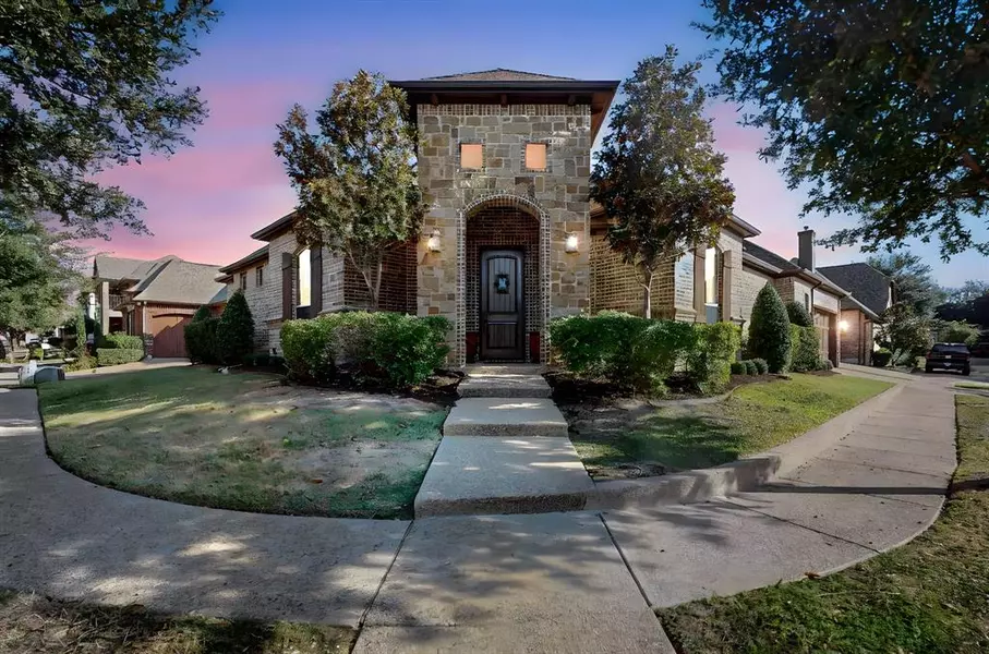 6418 Tuscany Park Drive, Arlington, TX 76016