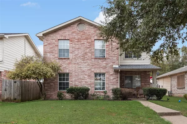 10328 Carolina Oaks Drive,  Dallas,  TX 75227