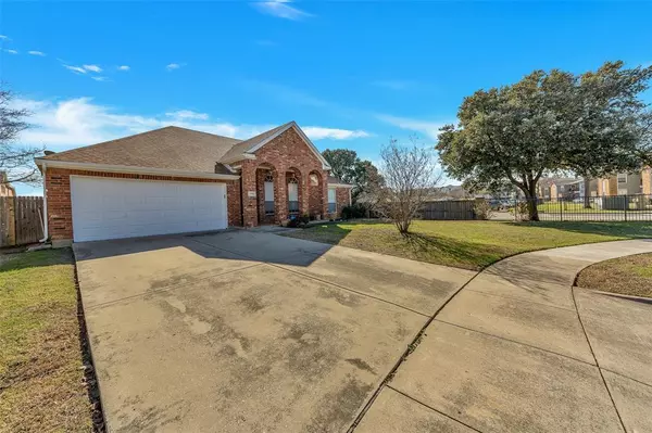 Haltom City, TX 76137,5700 Kelly Court