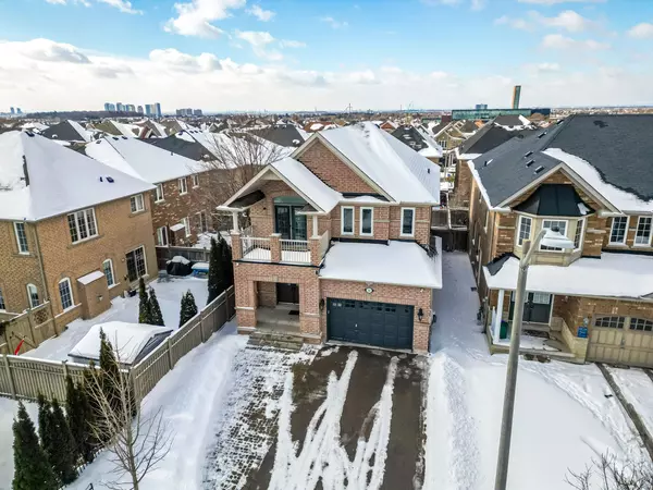 Vaughan, ON L6A 4G6,161 Black Maple CRES