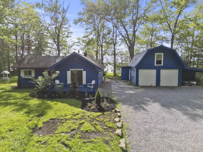 161 Campbell Beach RD, Kawartha Lakes, ON L0K 1B0