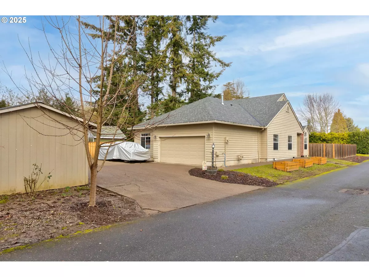 Hillsboro, OR 97124,3763 NE BROGDEN ST