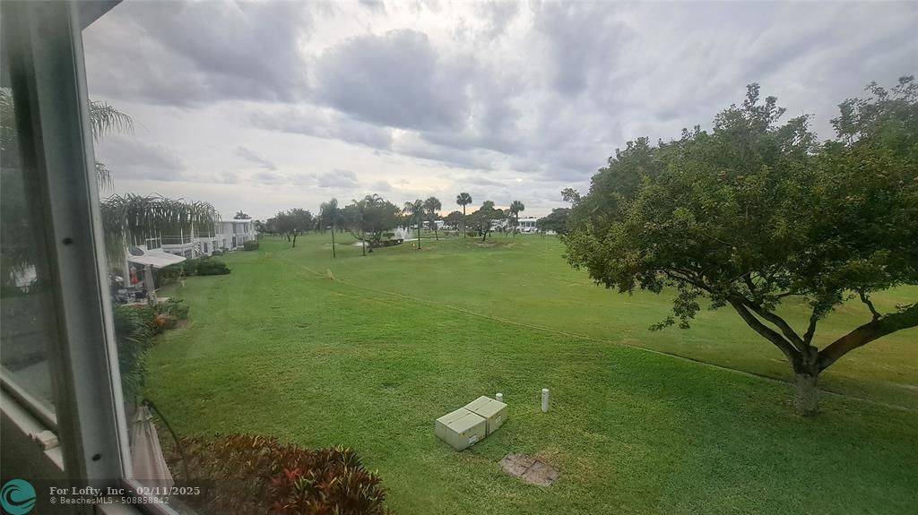 Pompano Beach, FL 33064,2851 E Golf  #202