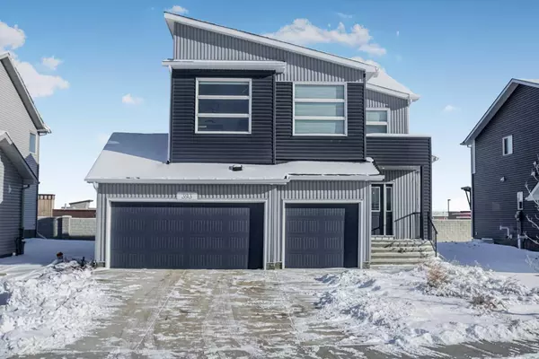 393 Dawson CIR, Chestermere, AB T1X 0L3