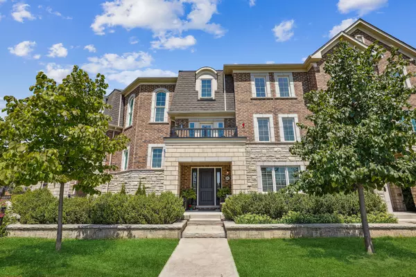 3045 George Savage AVE #3, Oakville, ON L6M 0Y8