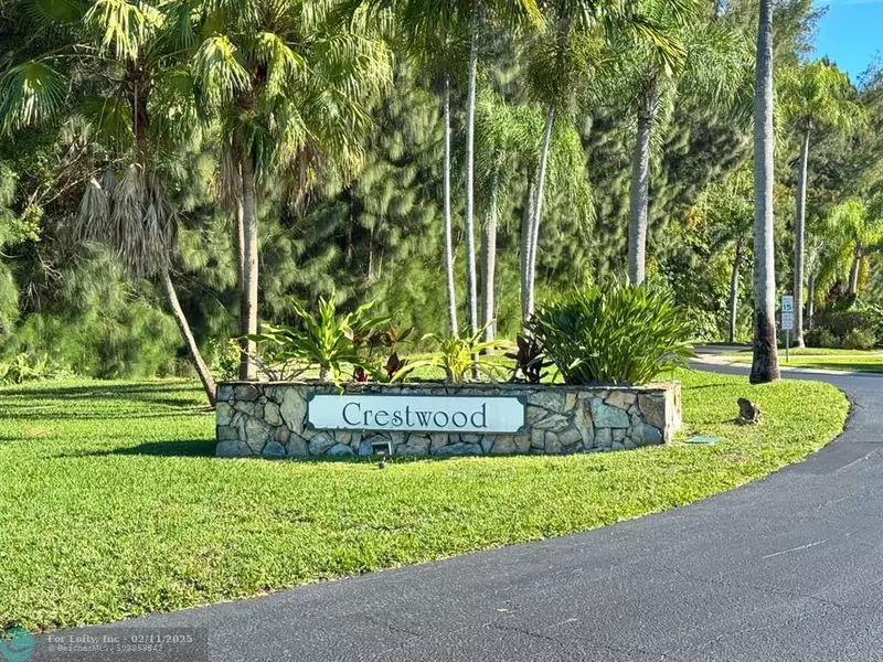 104 SE Crestwood Cir  #4, Stuart, FL 34997