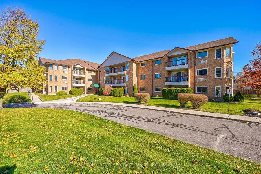 54 Tripp BLVD #309, Quinte West, ON K8V 5V1