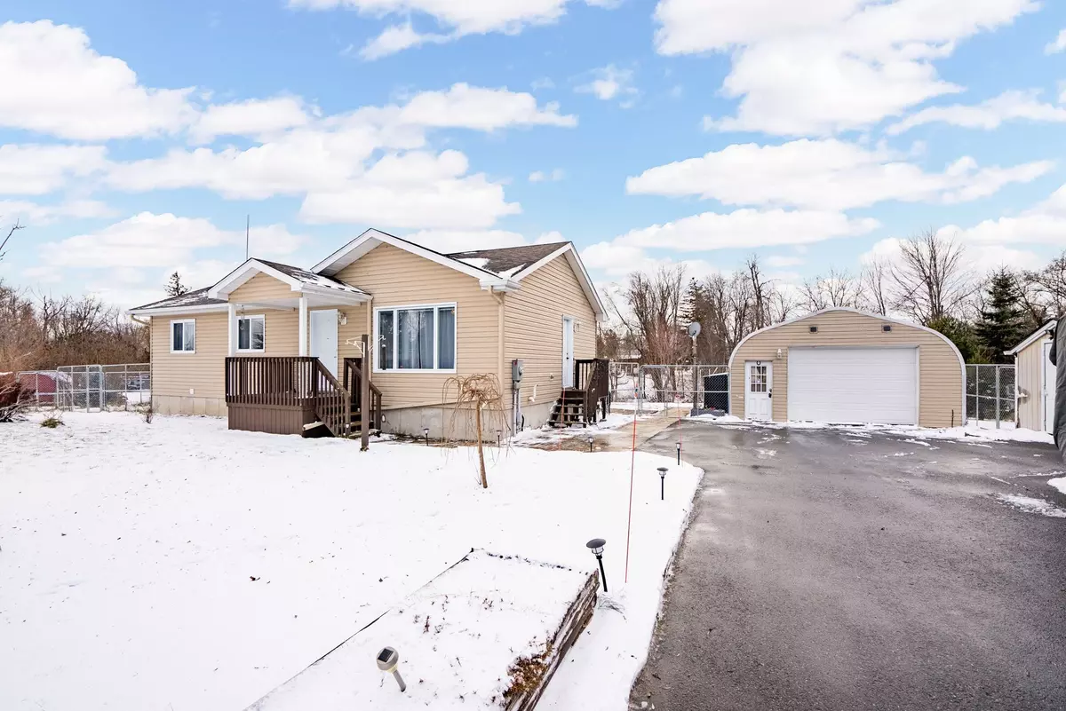 South Glengarry, ON K0C 1S0,4888 Mcmartin ST S