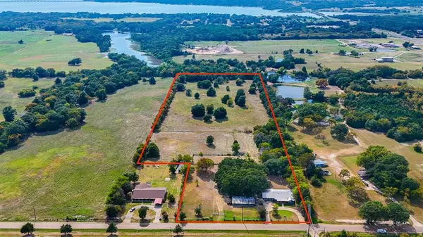 Mabank, TX 75156,205 Peach Tree Road