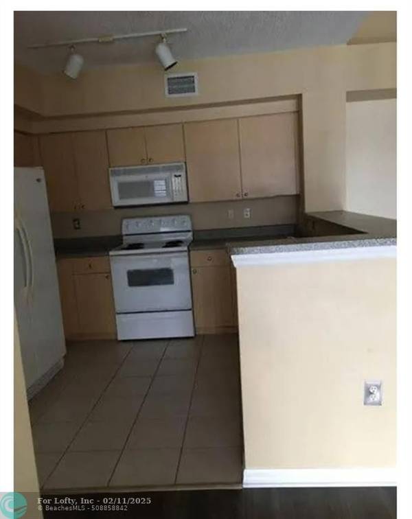 Miramar, FL 33025,2301 W Preserve Way  #305