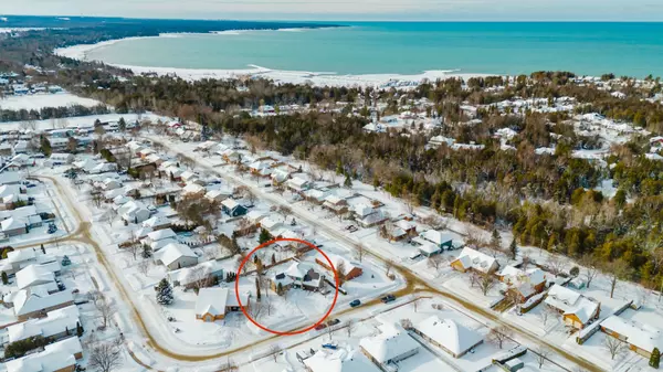 Saugeen Shores, ON N0H 2C2,924 Piccadilly DR