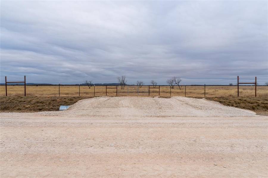 T2 County Road 204, Bradshaw, TX 79567