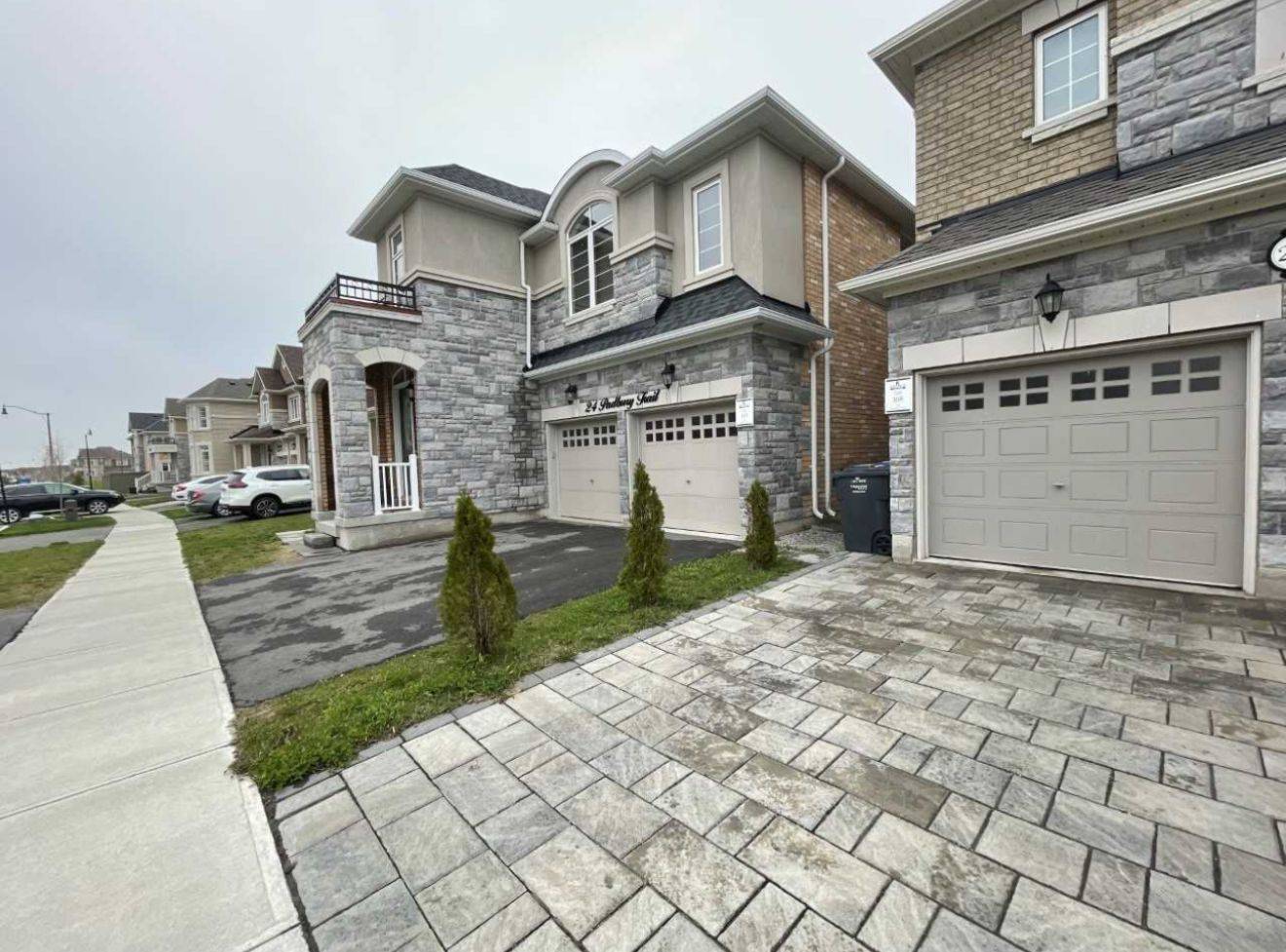 26 Padbury TRL, Brampton, ON L7A 0B6