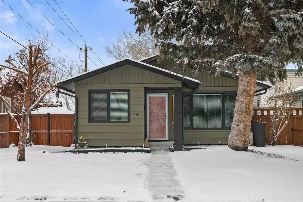 Calgary, AB T2X 1L1,91 Midbend CRES SE