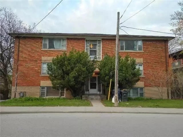 Toronto W01, ON M6S 3J3,93 Windermere AVE #7