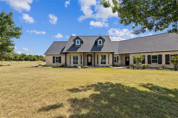 465 Dawson Road, Waxahachie, TX 75167