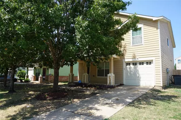 2908 Nara Vista Trail, Fort Worth, TX 76119