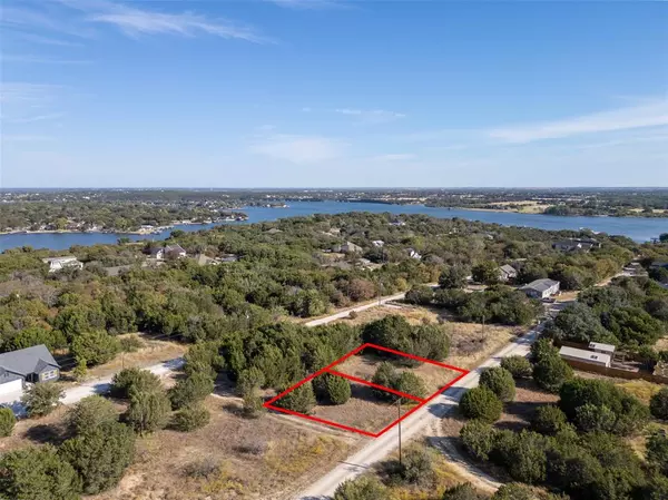 2112 Sabine Street, Granbury, TX 76048