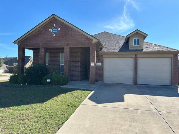 948 Mazatlan Drive,  Arlington,  TX 76002