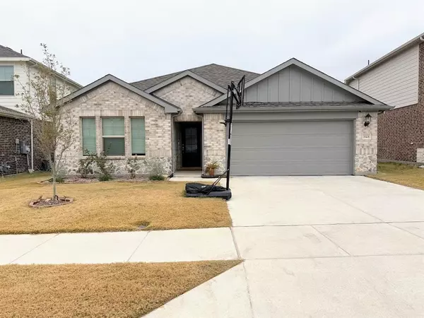 10448 Potawatomi Lane, Fort Worth, TX 76179