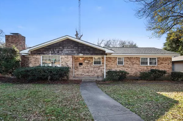 2401 W 4th Avenue, Corsicana, TX 75110