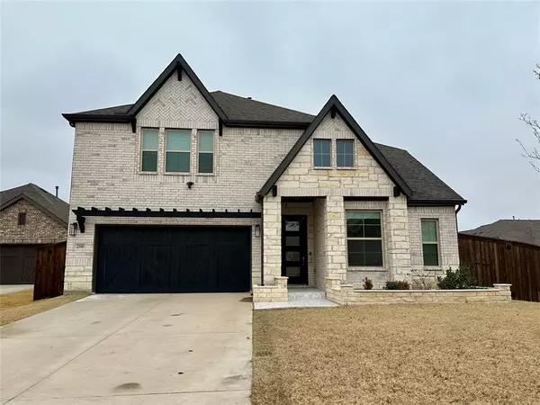 2100 Creekbluff Court, Lewisville, TX 75010