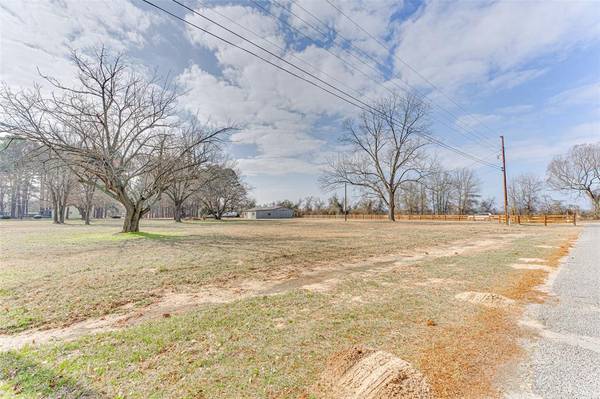 Eustace, TX 75124,14025 Park Harbor Drive