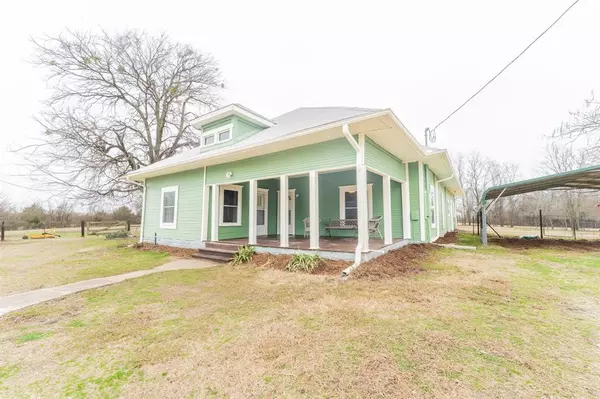 215 County Road 4737, Cumby, TX 75433