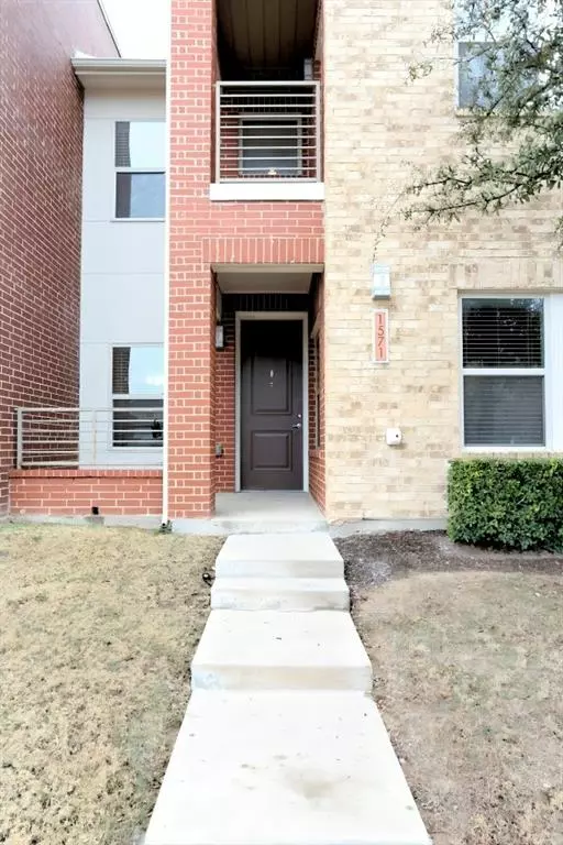 1571 Fiji Street, Dallas, TX 75203