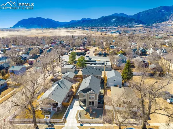 1907 W Pikes Peak AVE, Colorado Springs, CO 80904