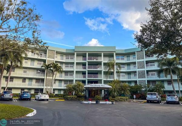 806 Cypress Grove Ln  #201, Pompano Beach, FL 33069