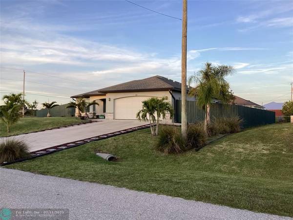 Cape Coral, FL 33993,309 NW 22nd Pl