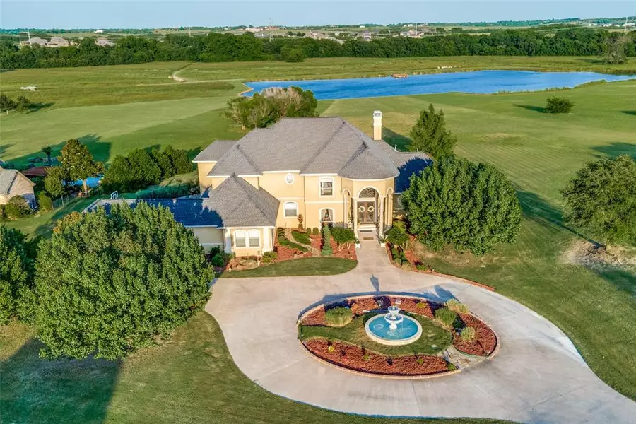 333 Ridge Point Drive, Heath, TX 75126