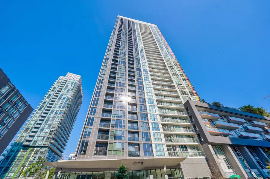 85 Queens Wharf RD #906, Toronto C01, ON M5V 0J9