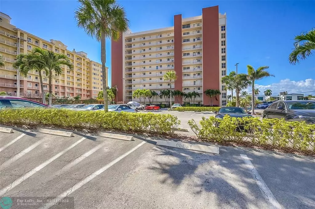 Pompano Beach, FL 33062,1391 S Ocean Blvd  #1006