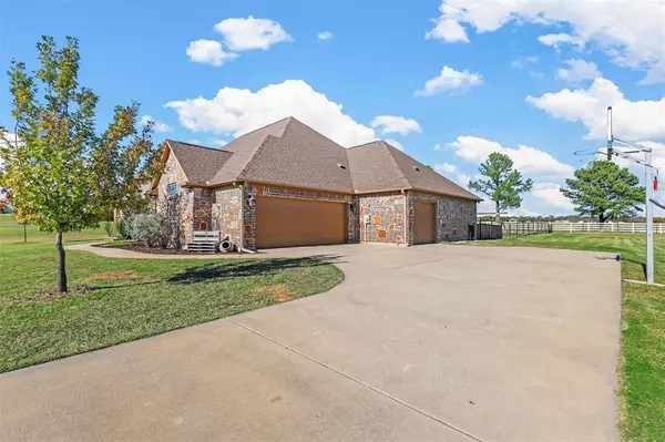 Weatherford, TX 76087,108 Eagles Crest Lane