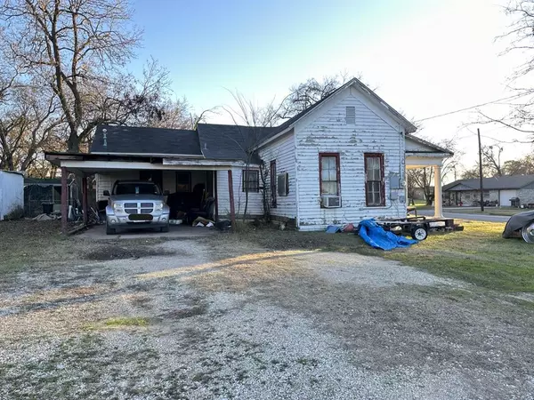 Gainesville, TX 76240,812 Buck Street