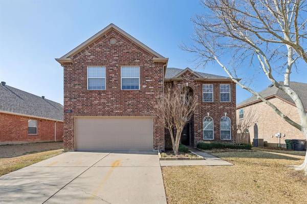 8302 Carallia Court, Arlington, TX 76002