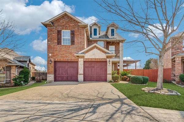 9153 Cottonwood Village Drive, Fort Worth, TX 76120