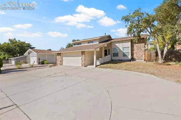 4320 S Carefree CIR, Colorado Springs, CO 80917