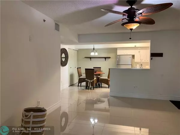 5540 NW 61 st  #409, Coconut Creek, FL 33073