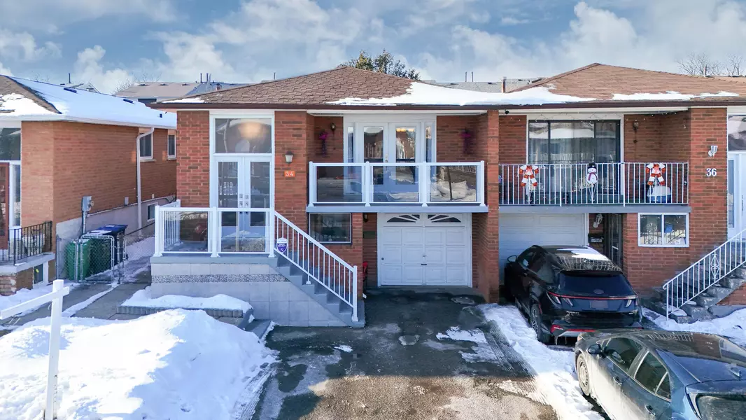 34 Major Oaks DR, Brampton, ON L6V 3K2