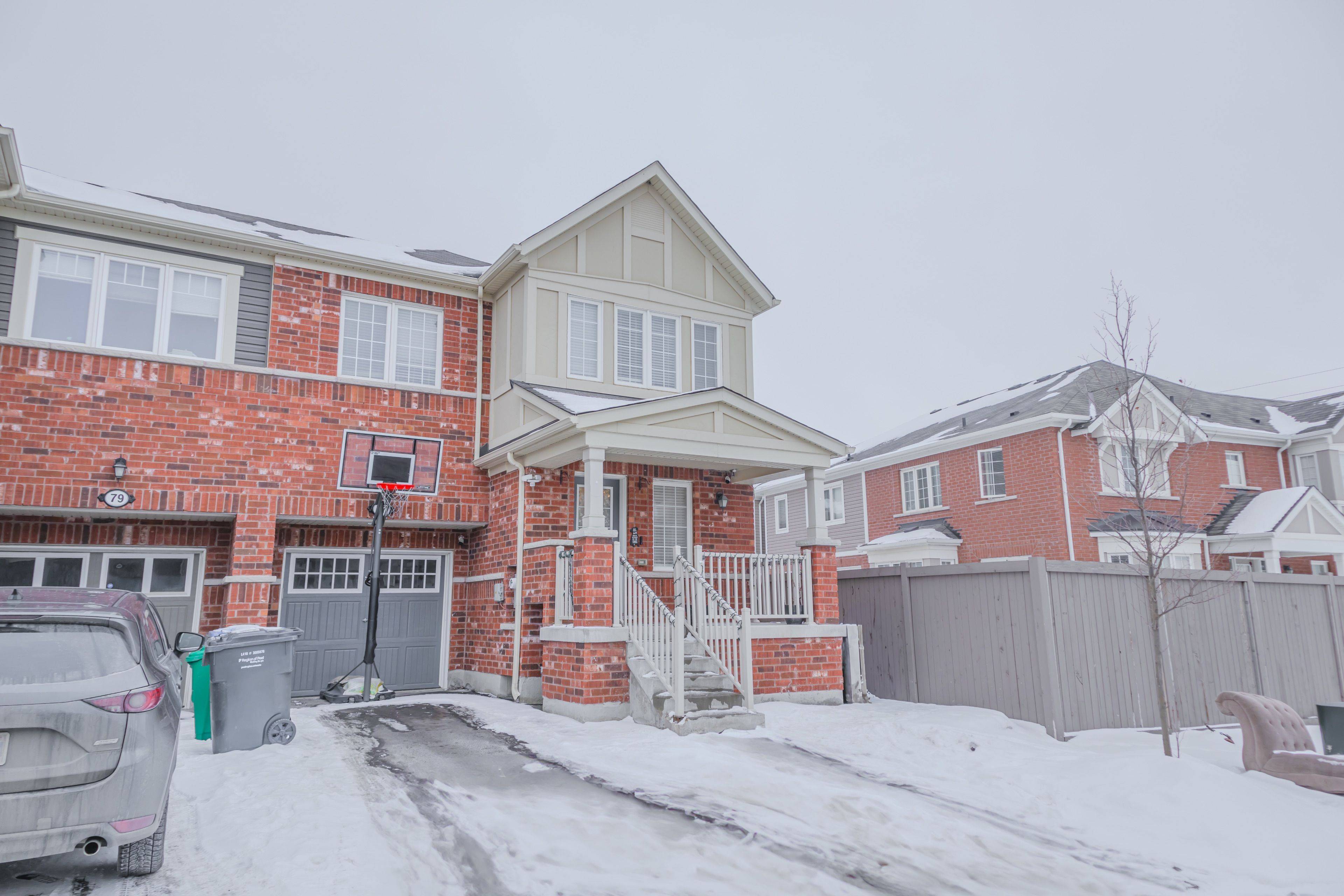 Brampton, ON L7A 5A5,77 Benhurst CRES