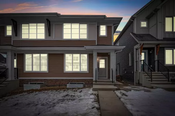 43 Sage Hill LN NW, Calgary, AB T3R 2B3